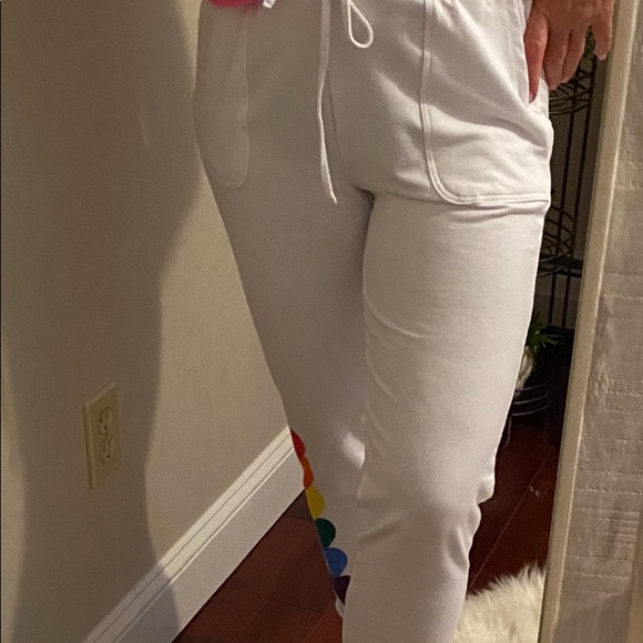 NWOT - Rae Dunn rainbow heart casual joggers Sz S - Picture 6 of 10